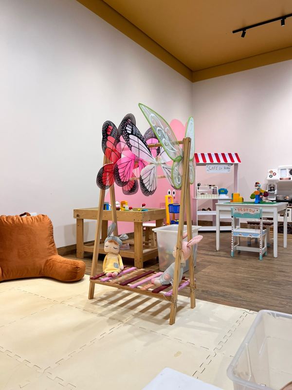 Brinquedoteca personalizada para festa infantil no Festou, Realeza
